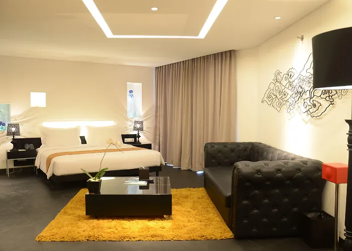 Отель The 1o1 Bali Fontana Seminyak Легиан