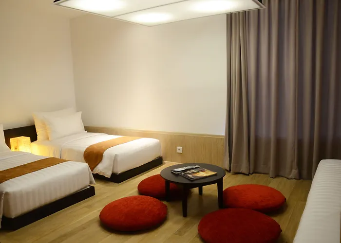 ホテル The 1o1 Bali Fontana Seminyak 4*
