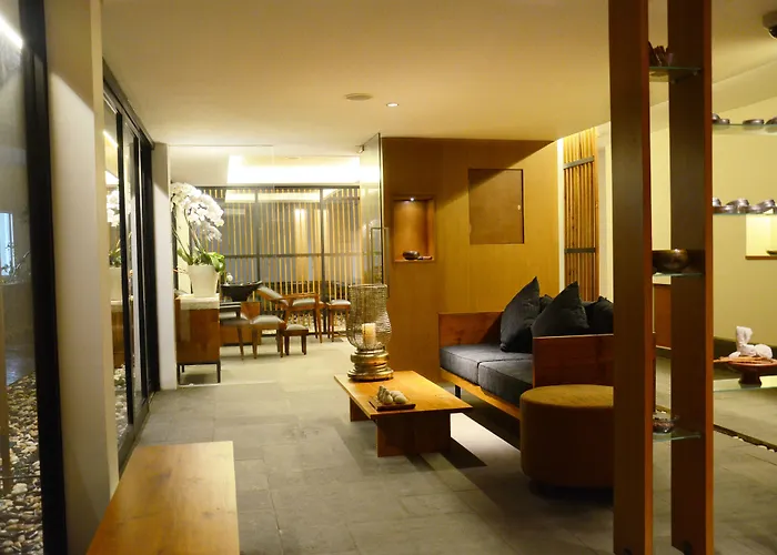 The 1o1 Bali Fontana Seminyak ホテル