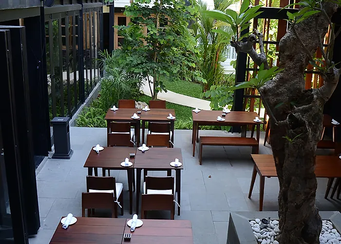 The 1o1 Bali Fontana Seminyak Отель